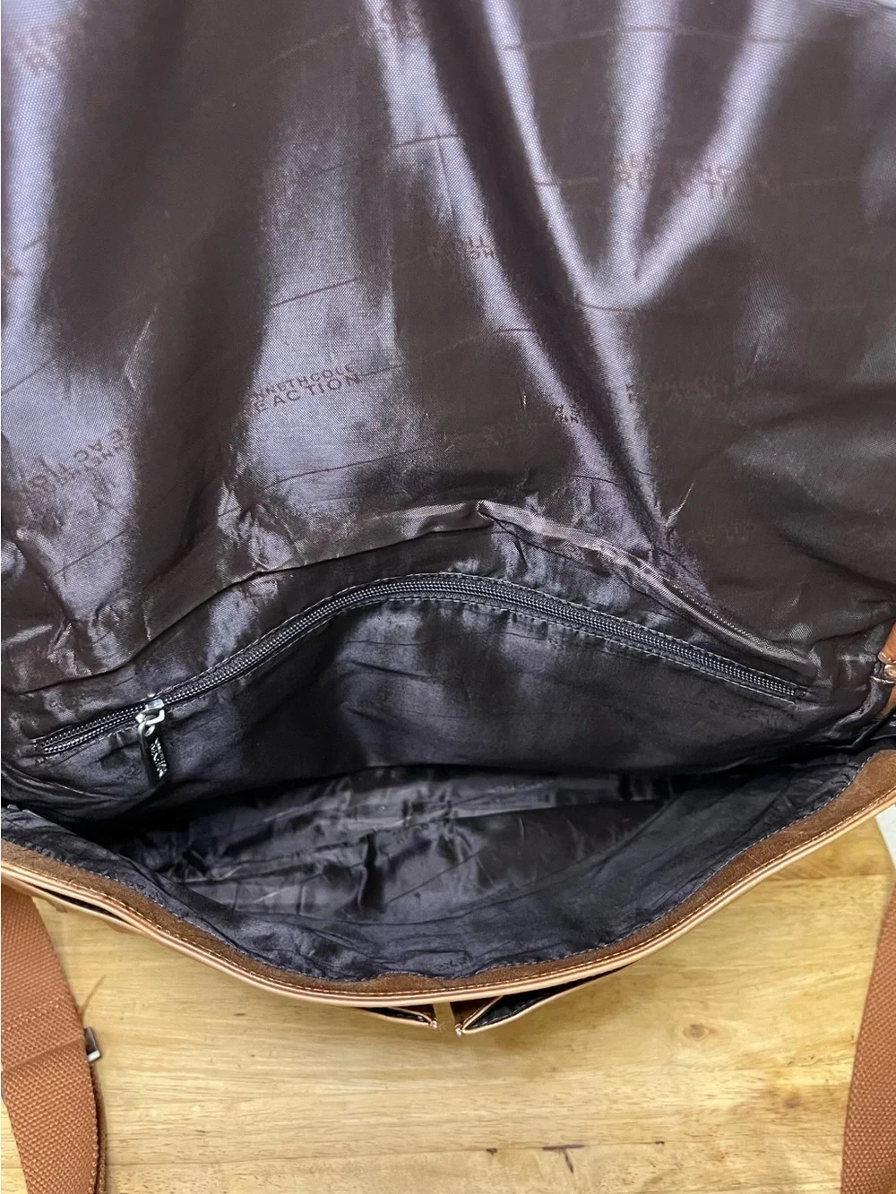 Kenneth Cole Reaction Brown Leather Messenger Bag